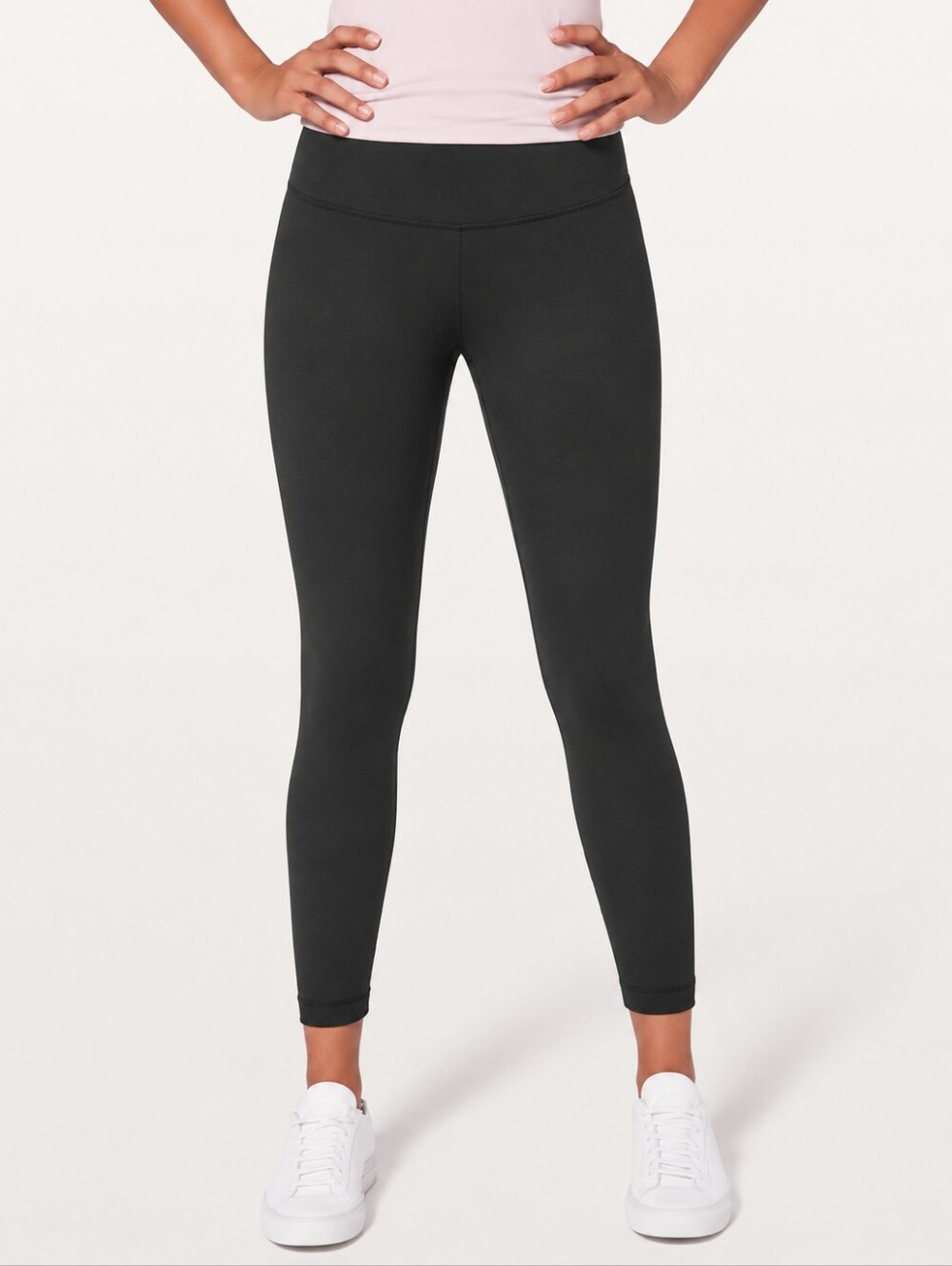 NWOT Lululemon Wunder Under high rise luxtreme 25" black size 6